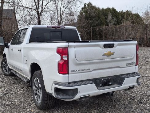 Used 2023 Chevrolet Silverado 1500 High Country w/ Max Trailering Package image 4