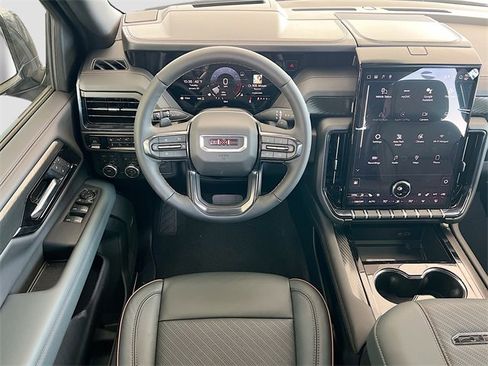 New 2026 GMC Yukon XL AT4 w/ AT4 Premium Package image 16