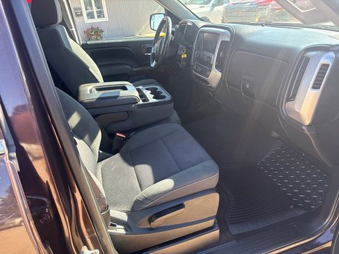 Used 2016 GMC Sierra 1500 SLE w/ SLE Value Package AWD/4WD image 16