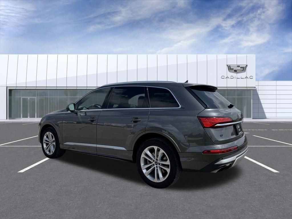 Used 2025 Audi Q7 3.0T Premium Plus AWD/4WD image 4