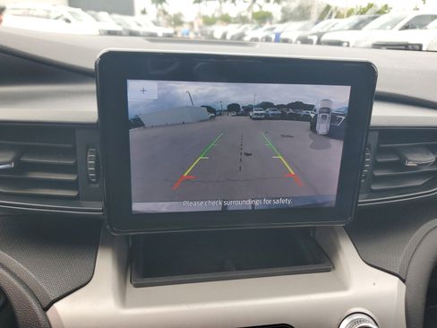 Used 2021 Ford Explorer 2WD image 10