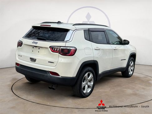 Used 2018 Jeep Compass Latitude w/ Cold Weather Group image 3