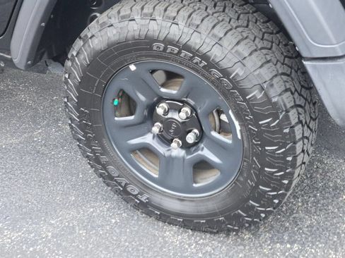Certified 2020 Jeep Wrangler Unlimited Sport AWD/4WD image 17