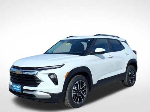 New 2026 Chevrolet TrailBlazer LT w/ Convenience Package FWD image 8