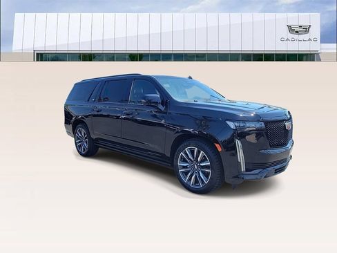 Used 2022 Cadillac Escalade ESV Sport w/ Touring Package AWD/4WD image 2