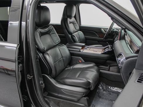 Used 2021 Lincoln Navigator L Reserve AWD/4WD image 26