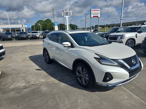 Used 2021 Nissan Murano Platinum w/ Cargo Package FWD image 12