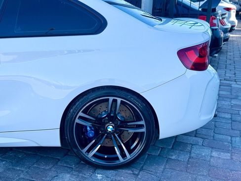 Used 2017 BMW M2 image 9