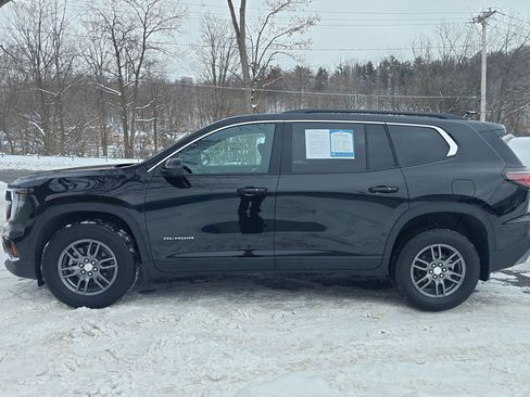 Used 2025 GMC Acadia Elevation w/ LPO, Floor Liner Package image 2