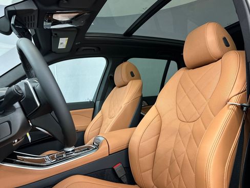 New 2026 BMW X5 sDrive40i image 5