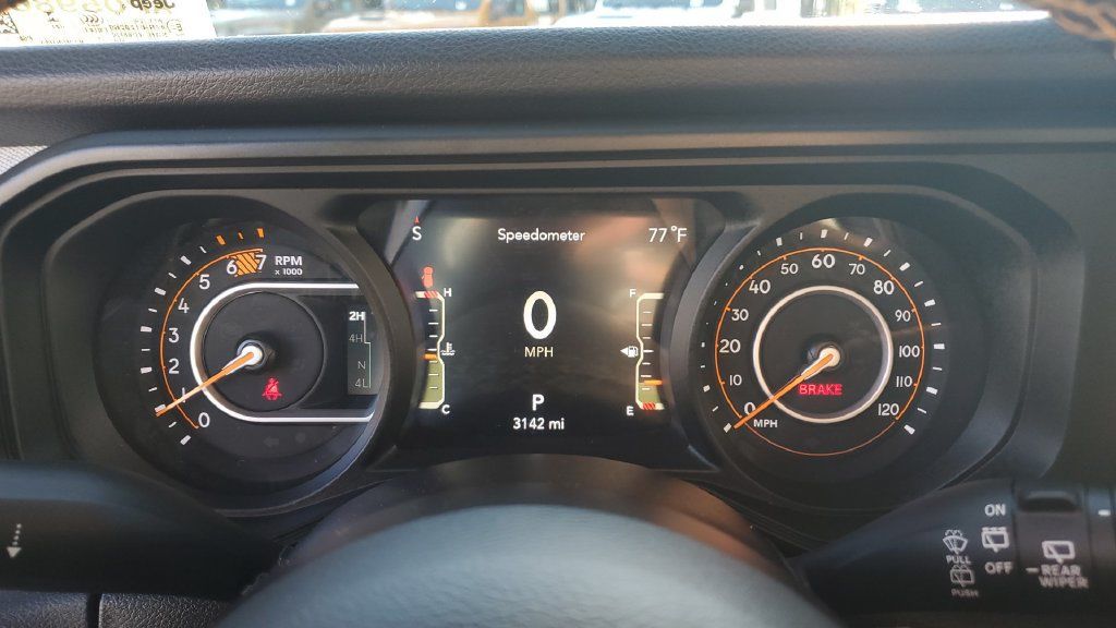 Used 2024 Jeep Wrangler Unlimited Sport AWD/4WD image 30