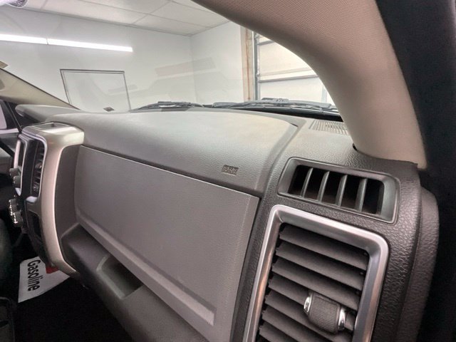 Used 2018 RAM 2500 SLT AWD/4WD image 11