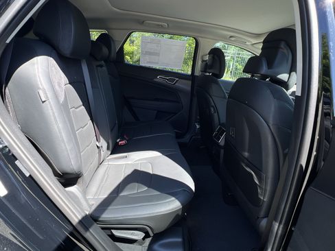 New 2026 Kia Sportage SX FWD image 41