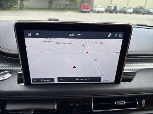 Used 2022 Lincoln Aviator Black Label AWD/4WD image 24