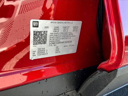 New 2025 Chevrolet Traverse LT w/ Enhanced Driving Package image 14