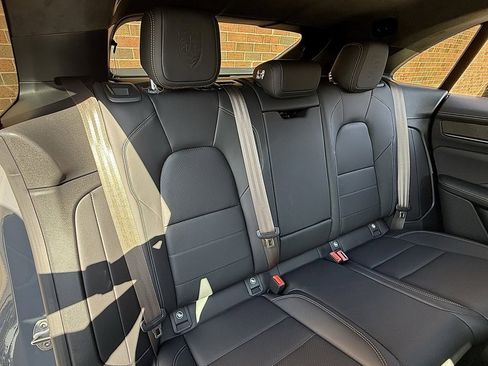 New 2025 Porsche Macan Turbo Electric image 21