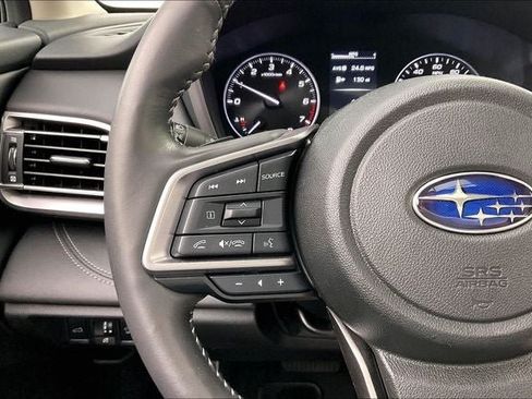 Used 2023 Subaru Outback Touring AWD/4WD image 23