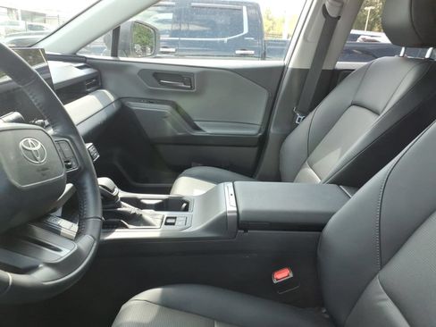 Used 2026 Toyota RAV4 XLE Premium AWD/4WD image 5