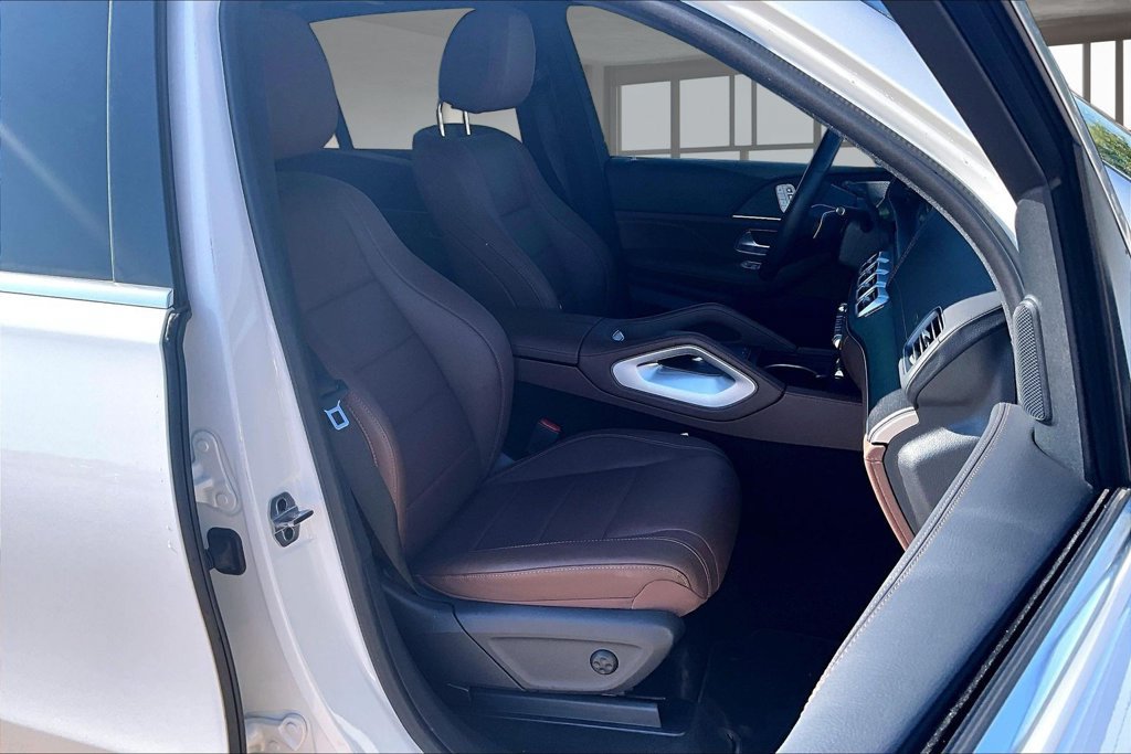 Used 2024 Mercedes-Benz GLE 350 4MATIC image 7