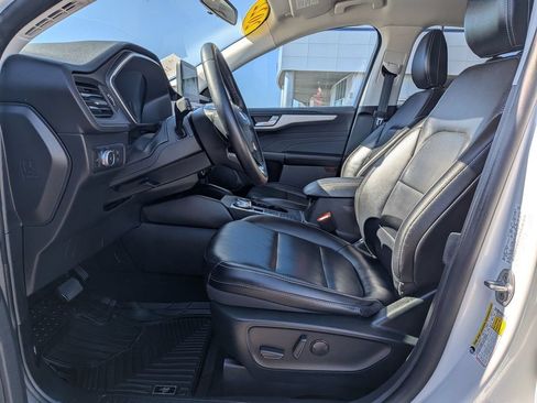 Used 2022 Ford Escape SEL w/ Technology Package FWD image 16