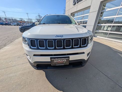 Used 2019 Jeep Compass Latitude image 9