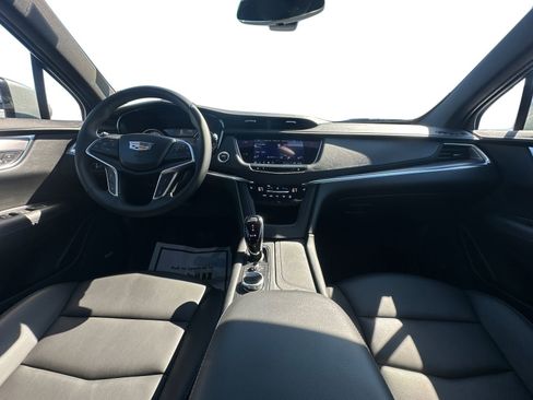 Certified 2024 Cadillac XT5 Luxury AWD/4WD image 13