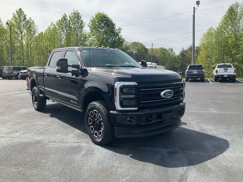 New 2026 Ford F250 Platinum AWD/4WD image 3