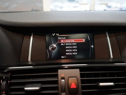 Used 2017 BMW X3 xDrive28i image 32