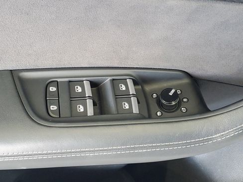 Used 2024 Audi SQ8 Prestige AWD/4WD image 15