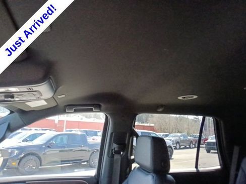 Used 2024 Chevrolet Tahoe Z71 w/ Luxury Package AWD/4WD image 14