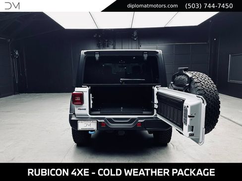 Used 2023 Jeep Wrangler Unlimited Rubicon 4xe w/ Cold Weather Group AWD/4WD image 48