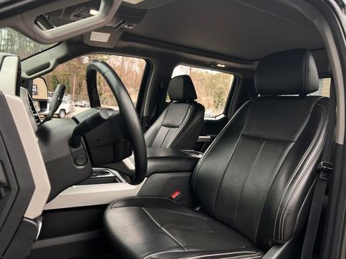 Used 2021 Ford F250 Lariat image 16