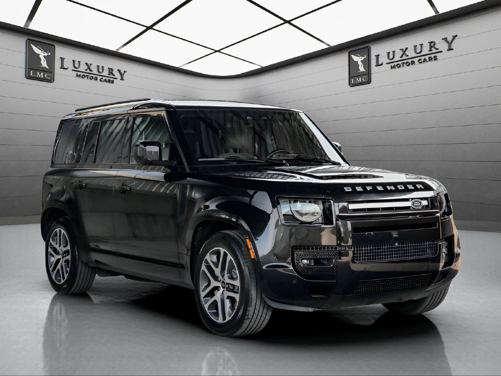 Used 2022 Land Rover Defender 110 XS Edition AWD/4WD image 1