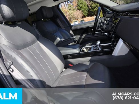 Used 2023 Land Rover Range Rover Autobiography image 29