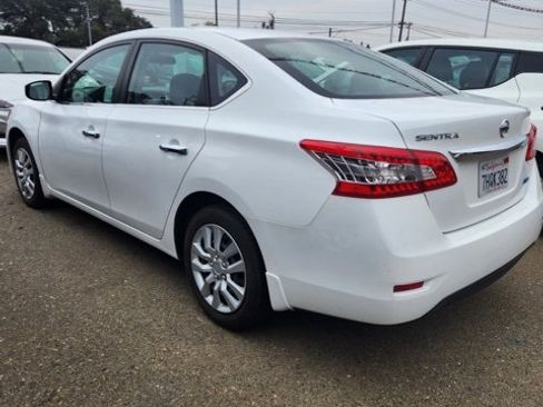 Used 2014 Nissan Sentra S image 3