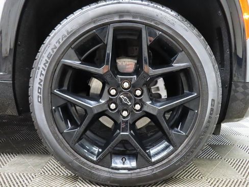 Used 2024 Chevrolet Traverse RS w/ LPO, Floor Liner Package image 8