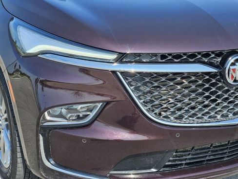 Used 2024 Buick Enclave Avenir w/ Avenir Technology Package AWD/4WD image 8