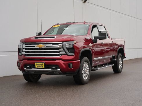 Used 2025 Chevrolet Silverado 3500 High Country w/ High Country Premium Package AWD/4WD image 7