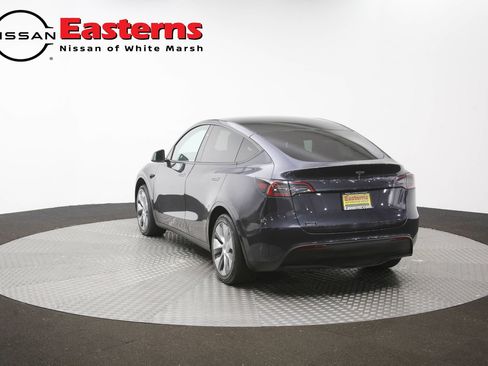 Used 2024 Tesla Model Y 2WD image 55
