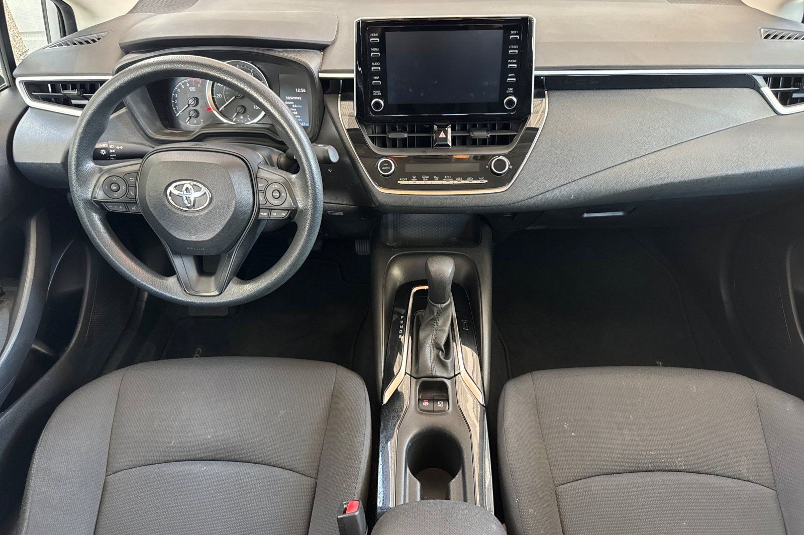 Used 2020 Toyota Corolla LE FWD image 17