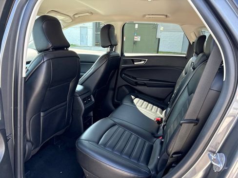 Used 2024 Ford Edge SEL AWD/4WD image 17