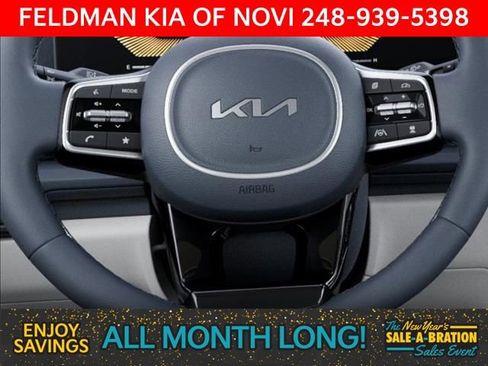 New 2026 Kia Carnival EX image 23