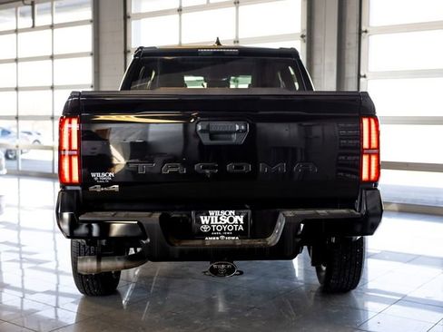 Certified 2024 Toyota Tacoma SR5 image 4