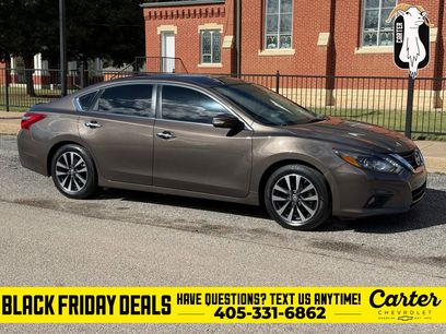 Used 2017 Nissan Altima 2.5 SL w/ 2.5 Technology Package