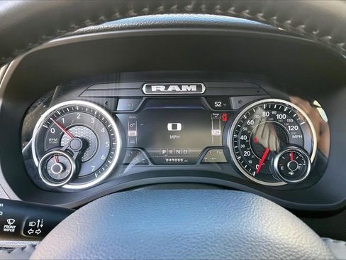 Used 2022 RAM 1500 Laramie image 9