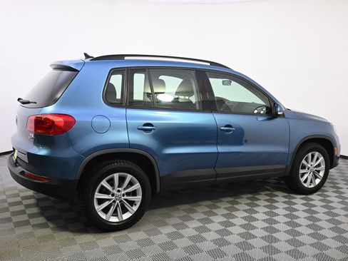 Used 2018 Volkswagen Tiguan Limited w/ Premium Package image 7