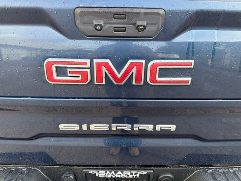 Used 2023 GMC Sierra 1500 SLT w/ SLT Premium Package AWD/4WD image 18