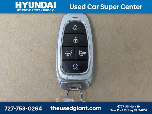 Certified 2022 Hyundai Tucson SEL w/ Cargo Package AWD/4WD image 42