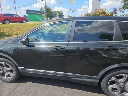 Used 2017 Honda CR-V EX image 3