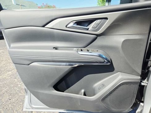New 2026 Chevrolet Traverse LT w/ LPO, Floor Liner Package AWD/4WD image 26